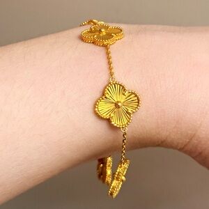 Real Solid 22k Dubai Gold VCA Bracelet New